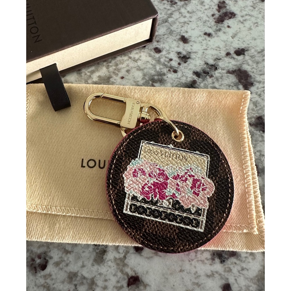 Authentic New Louis Vuitton Illustre Posies Damier Ebene Bag Charm Keychain